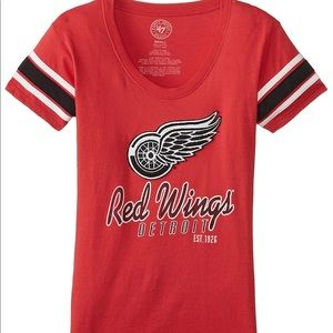 👋🏼 LAST ONE XL Detroit Redwings Scoop Tee